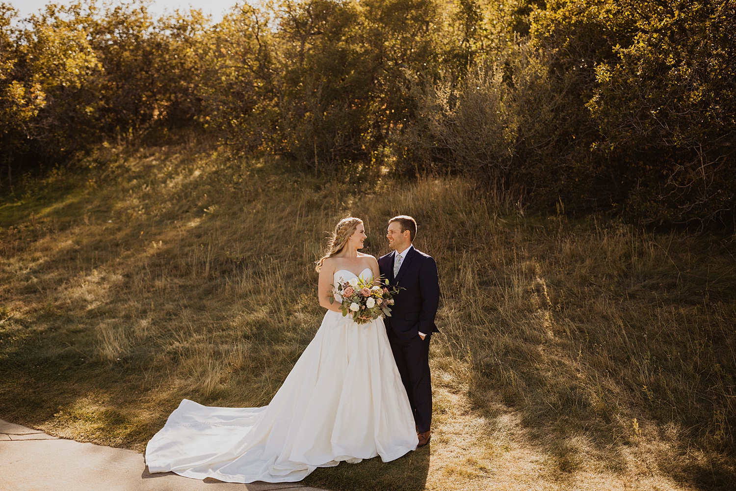 Colorado Wedding | Bride and Groom Pictures | Sunset Pictures | Cassie Madden Photography