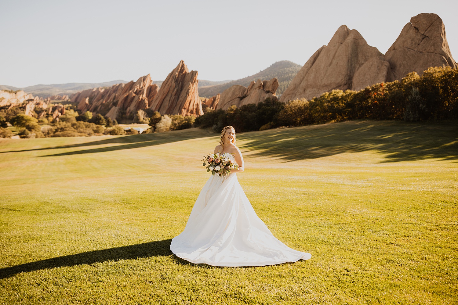 Colorado Wedding | Bride and Groom Pictures | Mountain Wedding | Cassie Madden Photography